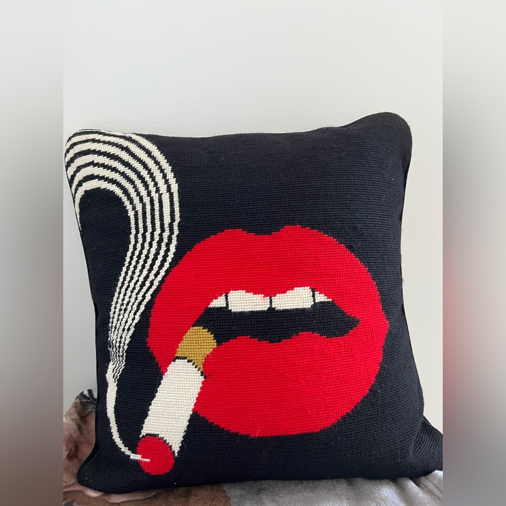 JONATHAN ADLER LIPS SMOLDER NEEDLE POINT PILLOW BLACK 18” SQUARE